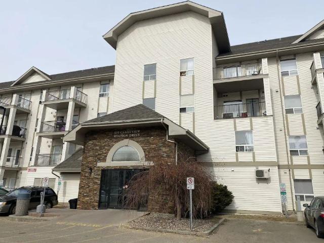 Nice 2bedrooms and 2bathrooms condo at Clareview — 2 Bedrooms Condo Unit