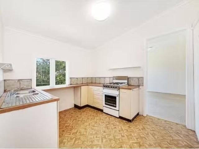 Cheap 3/43 Osborne Road, Lane Cove Apartment for rent Listed.