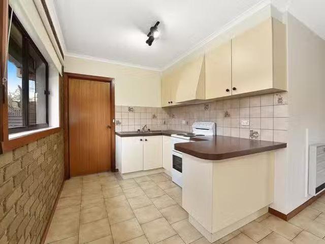 Cheap 3/434 Buckley Street, Essendon West, VIC 3040