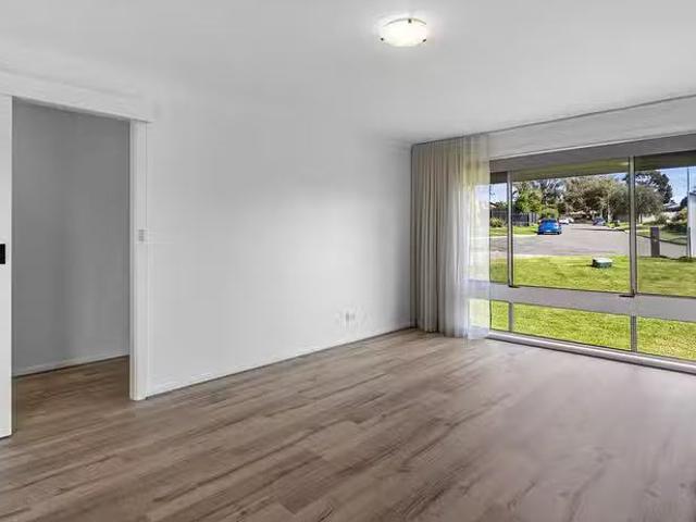 Nice 34 Kathryn Drive, Morphett Vale, SA 5162