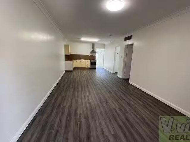 Cozy 3/4 Patricia Street, Winston, QLD 4825