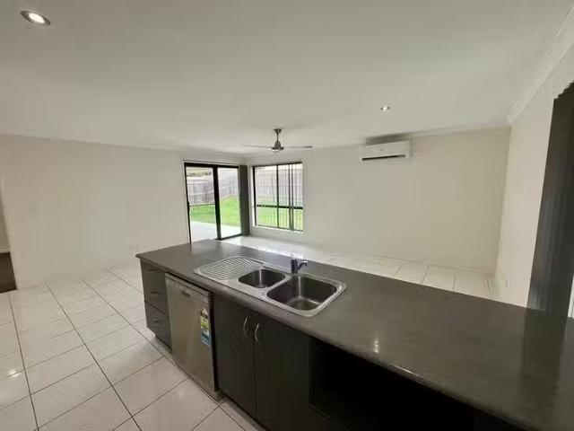 Charming 34 Vermont Drive, Parkhurst, QLD 4702