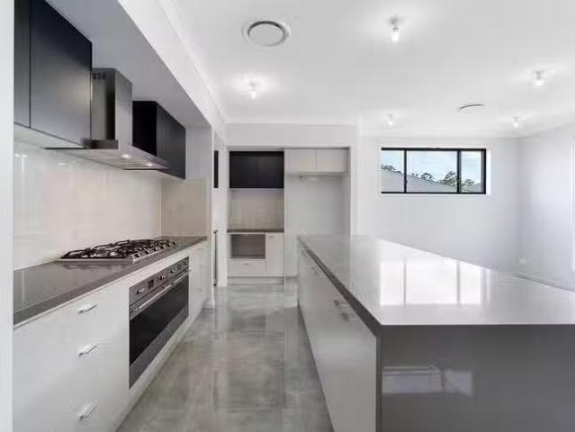 Cheap 35 Burdekin Road, Logan Reserve, QLD 4133