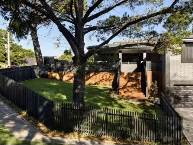 Just in! 35 Princeton Avenue, Adamstown Heights House for rent.