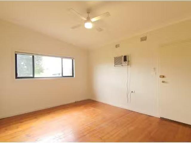 Just in! 35 Welwyn Road, HEBERSHAM House for rent Listed by S.