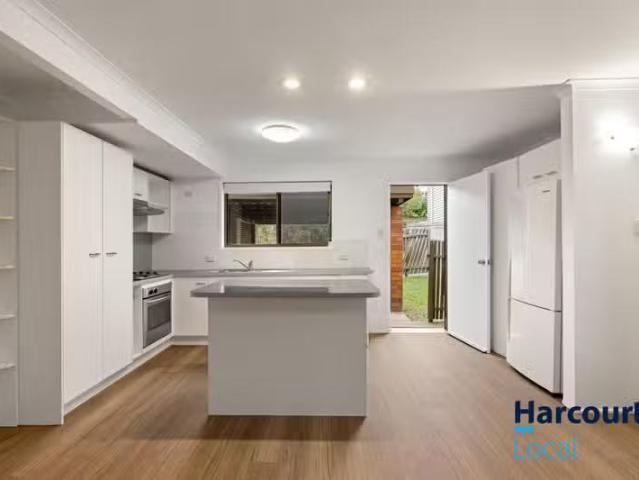 Cozy 3/60 Hipwood Street, NORMAN PARK, QLD 4170 Townhouse fo.