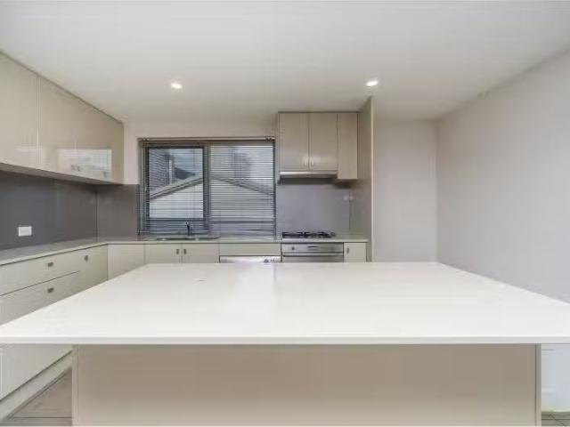 For Rent! 36 Watkins Street, MEREWETHER House for rent Listed.