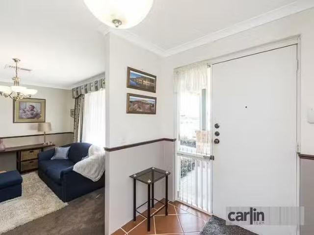 Just in! 37 Orleans Drive, Port Kennedy, WA 6172
