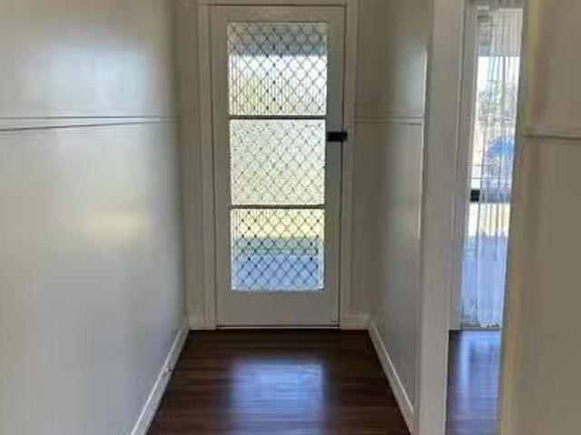 Charming 37 Tarakan Street, Svensson Heights, QLD 4670
