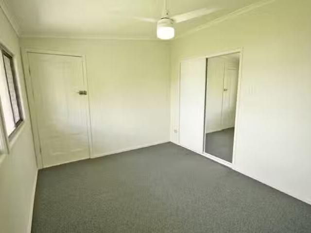 Cozy 3/81 Wynnum Road, Norman Park, QLD 4170