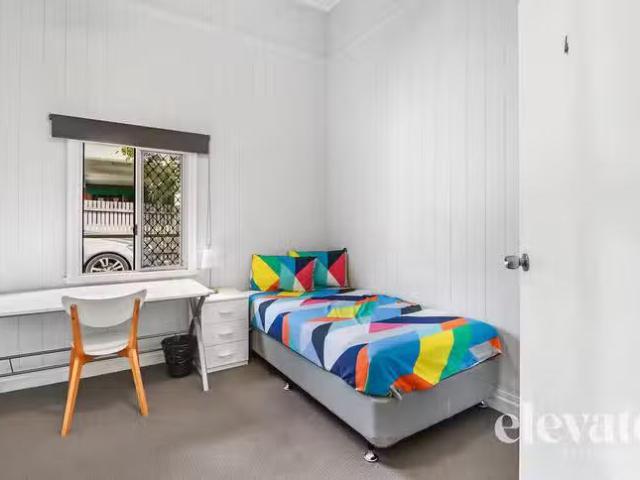 New 381 Cornwall Street, Greenslopes, QLD 4120