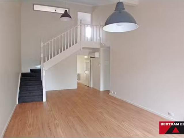 Rental! 38/44 Jerrabomberra Avenue, Narrabundah Apartment for.