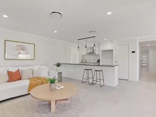 Unique 38 Casey Drive, Watanobbi, NSW 2259