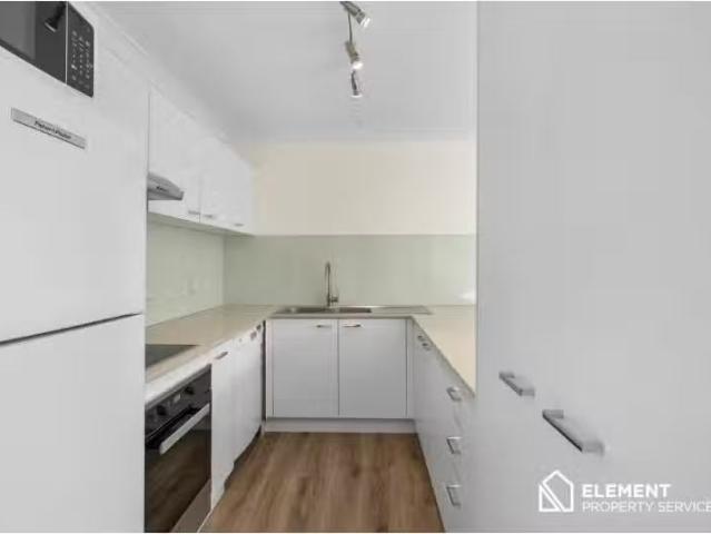 Nice 39/1 Waddell Place, Curtin Apartment for rent Listed by.