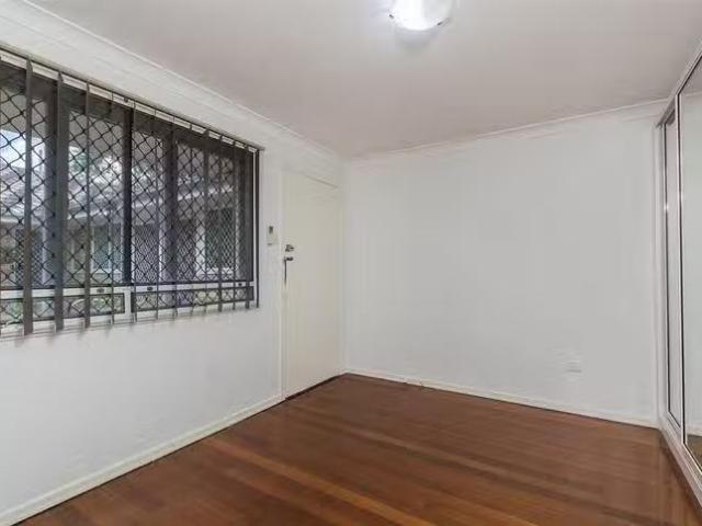 Nice 3/96 Ridge Street, Greenslopes, QLD 4120