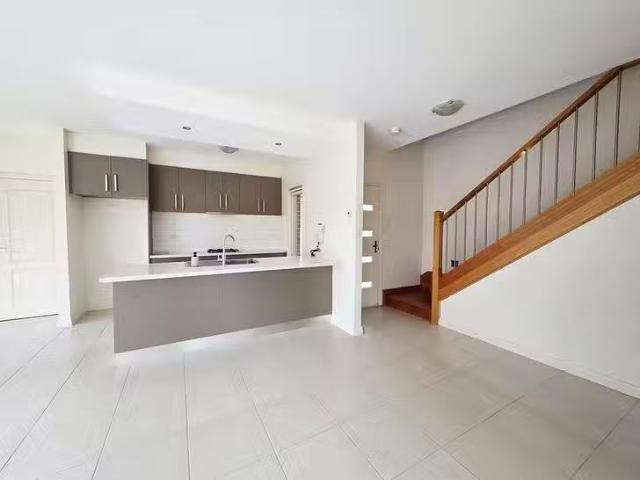For Rent! 3/9 Cypress Avenue, Brooklyn, VIC 3012