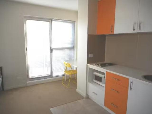 Rental! 301/8 Bruce Street, Box Hill VIC 3128