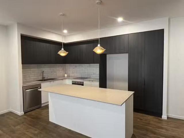 Deal! 30/30 Careel Close, Helensvale, QLD 4212
