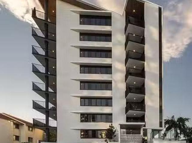 Cozy 303/8 Churchill Street, Coolangatta, QLD 4225