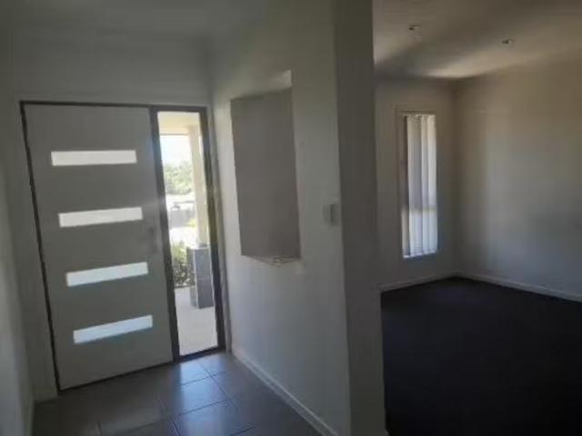 Rental! 30 Morgan Circuit, Urraween, QLD 4655