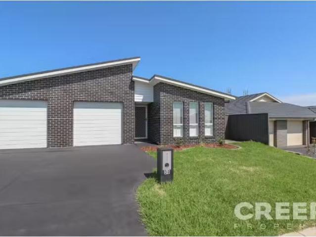 Rental! 30 Ardennes Circuit, Gillieston Heights House for rent.