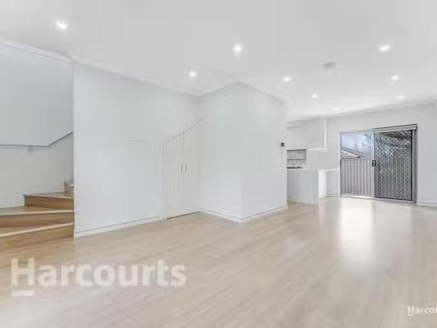 Unique 3/17 Lyndia Street, Ingleburn, NSW 2565