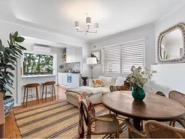 Unique 3/149 Hastings Parade, North Bondi Apartment for rent.