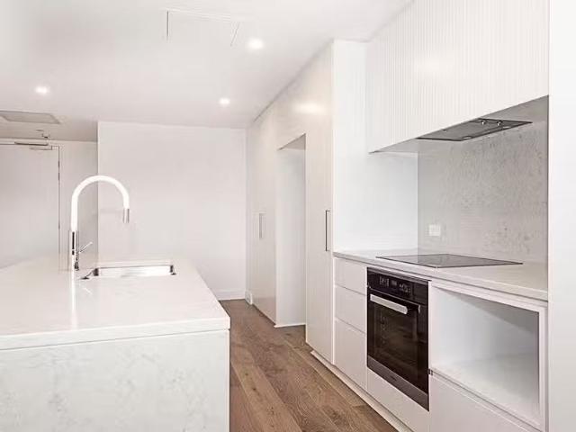 Deal! 315/59 Constitution Avenue, CAMPBELL Apartment for rent.