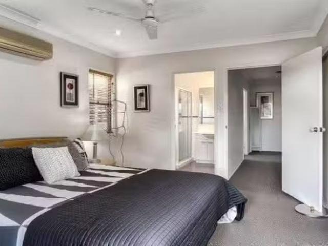 Cozy 3/16 Dulwich Road, Yeronga, QLD 4104