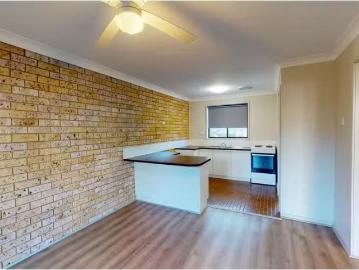 Charming 3/19 Harle Street, Weston Apartment for rent Listed.