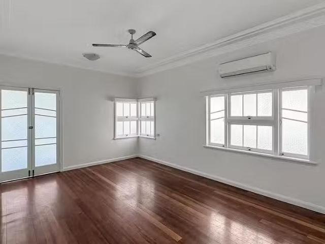 Nice /319 Mcleod Street, Cairns North, QLD 4870