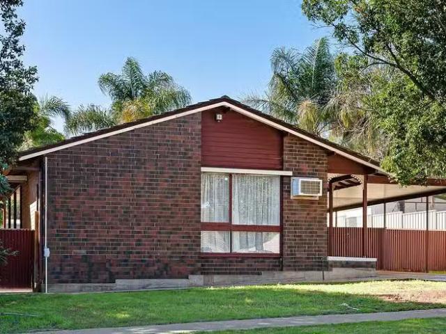 Charming 31 Ballard Street, Elizabeth East, SA 5112