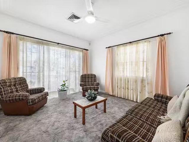Cozy 31 Elliott Street, Strathfield South, NSW 2136