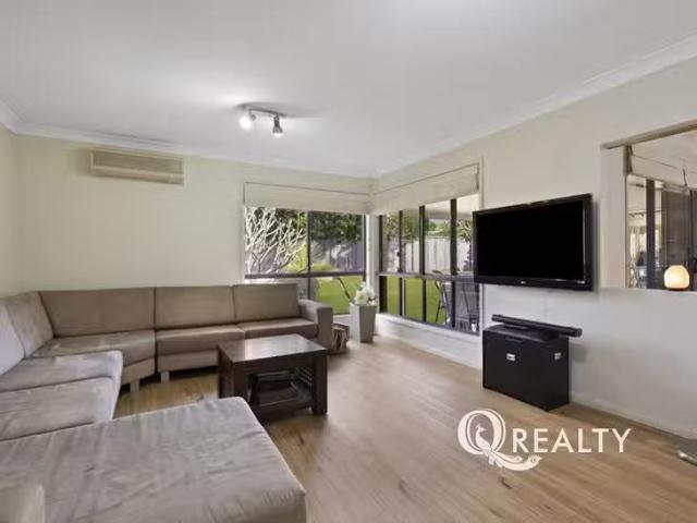 For Rent! 31 Tarra Place, Parkinson, QLD 4115