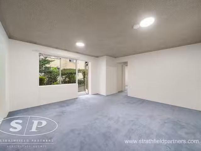 Charming 3/20 Meadow Crescent, Meadowbank, NSW 2114