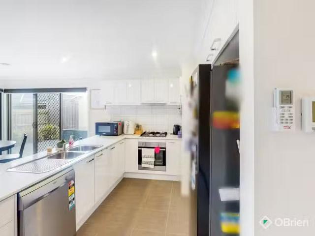 Just in! 3/22 Mc Cormicks Road, Skye VIC 3977
