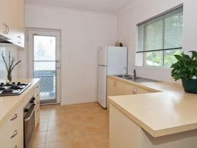 Rental! 3/28 Hastings Street, Glenelg South SA 5045