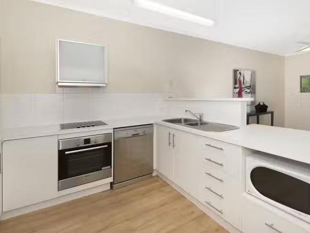 Nice 3/33 Plume Street, South Townsville, QLD 4810