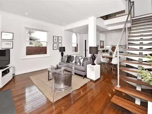 Deal! 3/385 Esplanade, HENLEY BEACH, SA 5022 Townhouse for R.