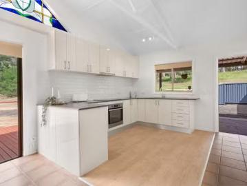 Unique 33 Kentucky Drive, Glossodia NSW 2756