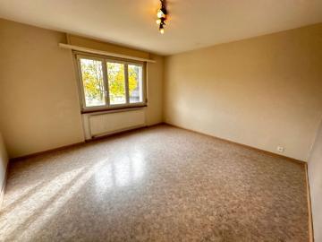 Nice 3.5 room apartment with balcony and unobstructed view Courtemaîche