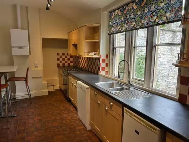 New 3 bedroom character property for rent in The Annexe, High.