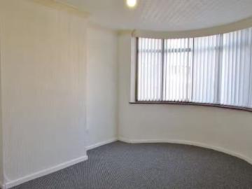 Cheap 3 bedroom semi detached house for rent in Little Pitts C.