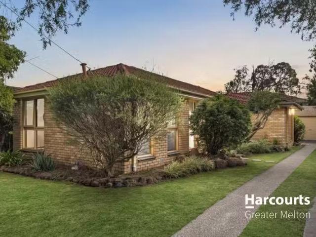 Just in! 3 BR 3 Atkin Street, MELTON, VIC 3337 House for Rent