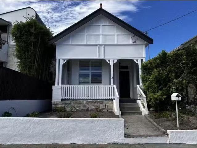 Unique 3 BR 3 Bayview Avenue, Mosman House for rent Listed by.