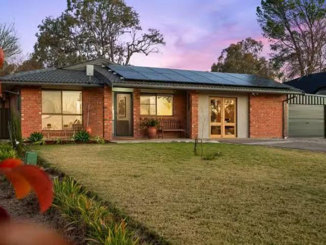 Just in! 3 BR 3 Caledonia Avenue, WOODSIDE, SA 5244 House fo.