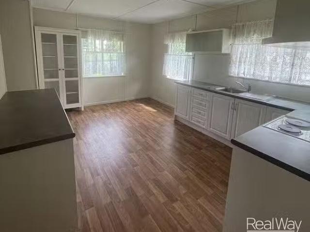 Deal! 3 BR 3 Cyprus Street, Tivoli, QLD 4305