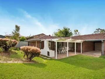 Cozy 3 BR 10 Juba Street, Riverhills, QLD 4074