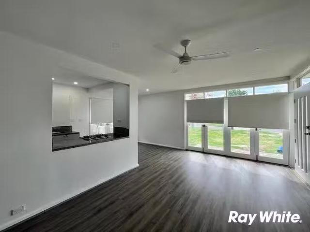 Charming 3 BR 10 Pacific Road, Nirimba Fields, NSW 2763