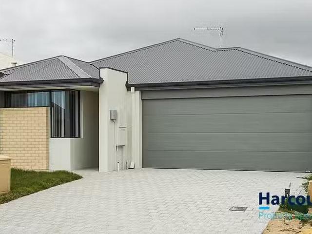For Rent! 3 BR 10 Vignerons Loop, HOCKING, WA 6065 House for.